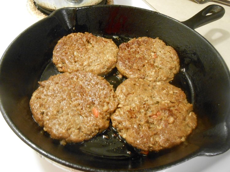 FIELD ROAST HAND FORMED BURGERS IN SKILLET 2