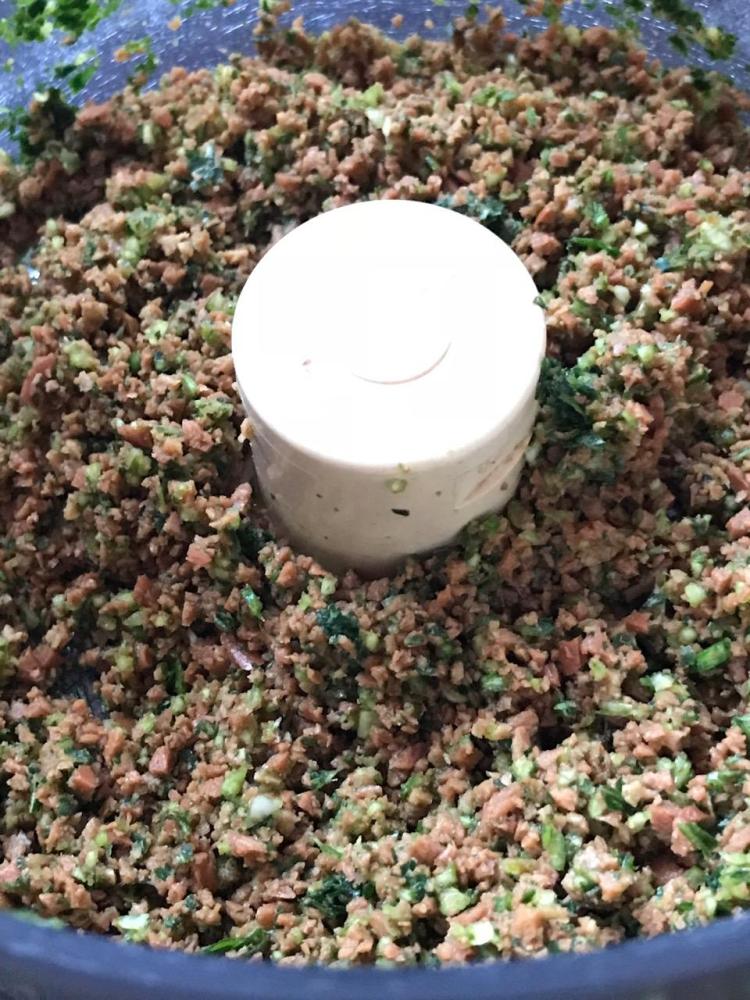 YVES BACON-GARLIC CRUMBLE 4